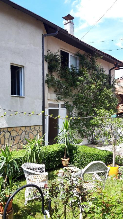 Modern&Cozy Bosnian House With Garden+Free Parking Hotel SJJ Exterior photo