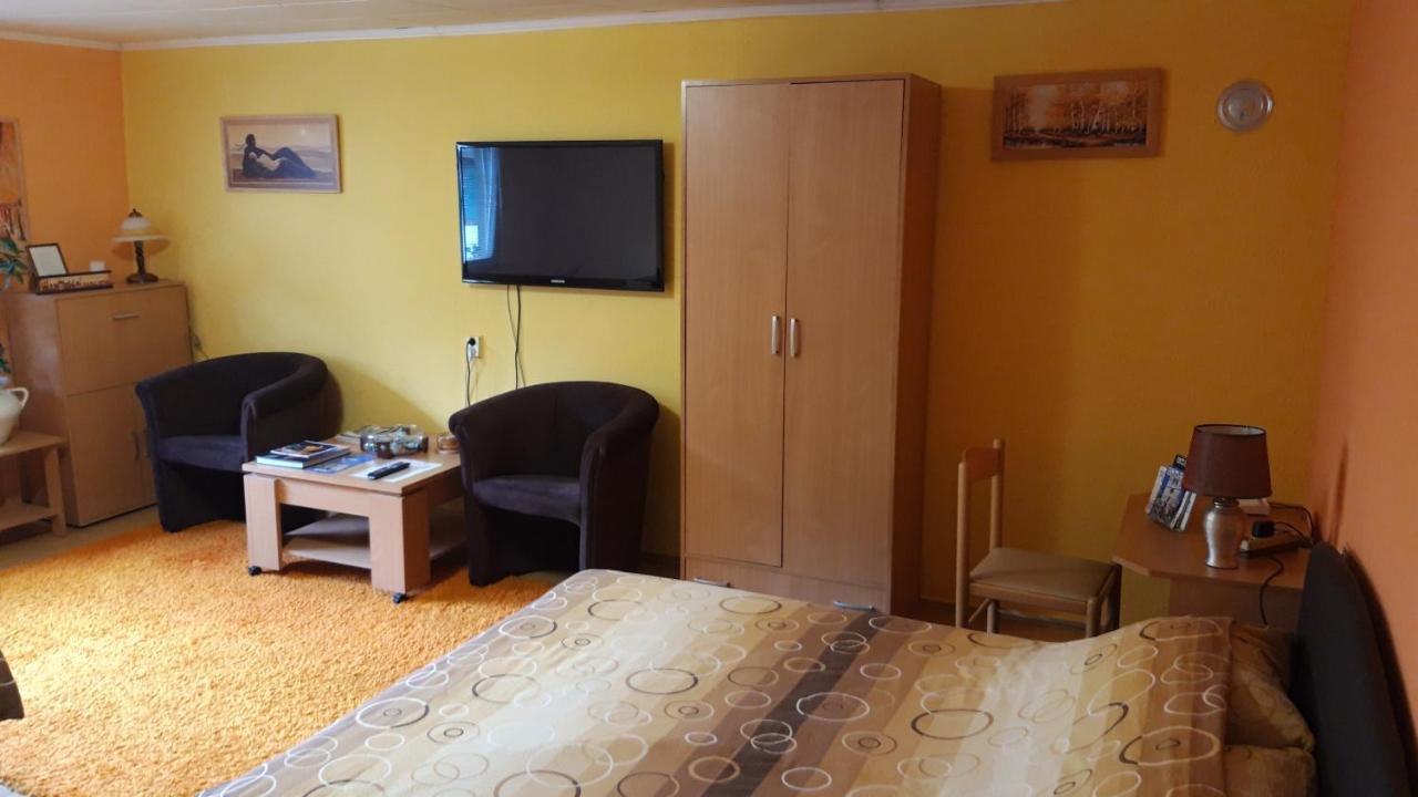 Modern&Cozy Bosnian House With Garden+Free Parking Hotel SJJ Exterior photo