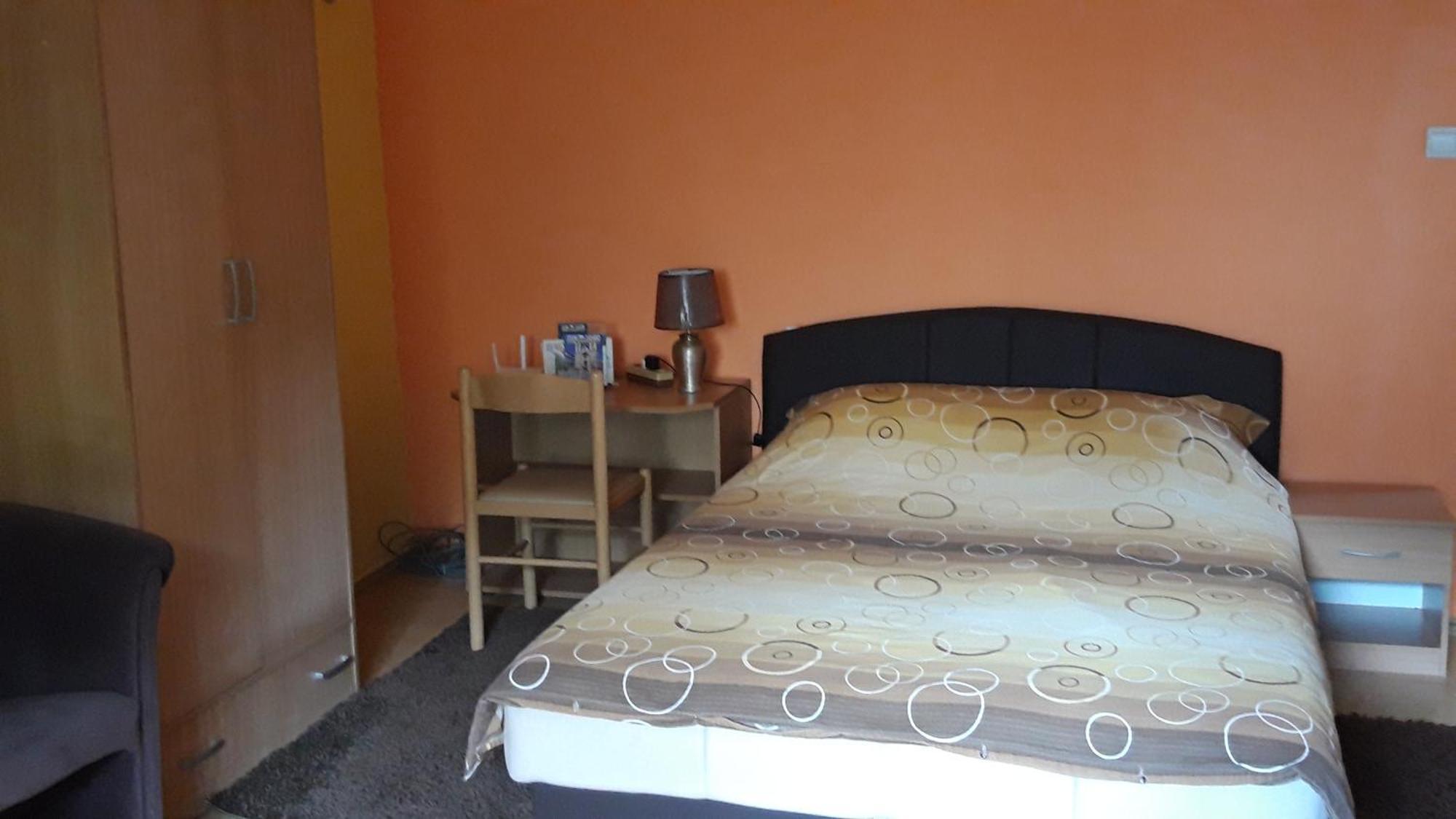 Modern&Cozy Bosnian House With Garden+Free Parking Hotel SJJ Room photo