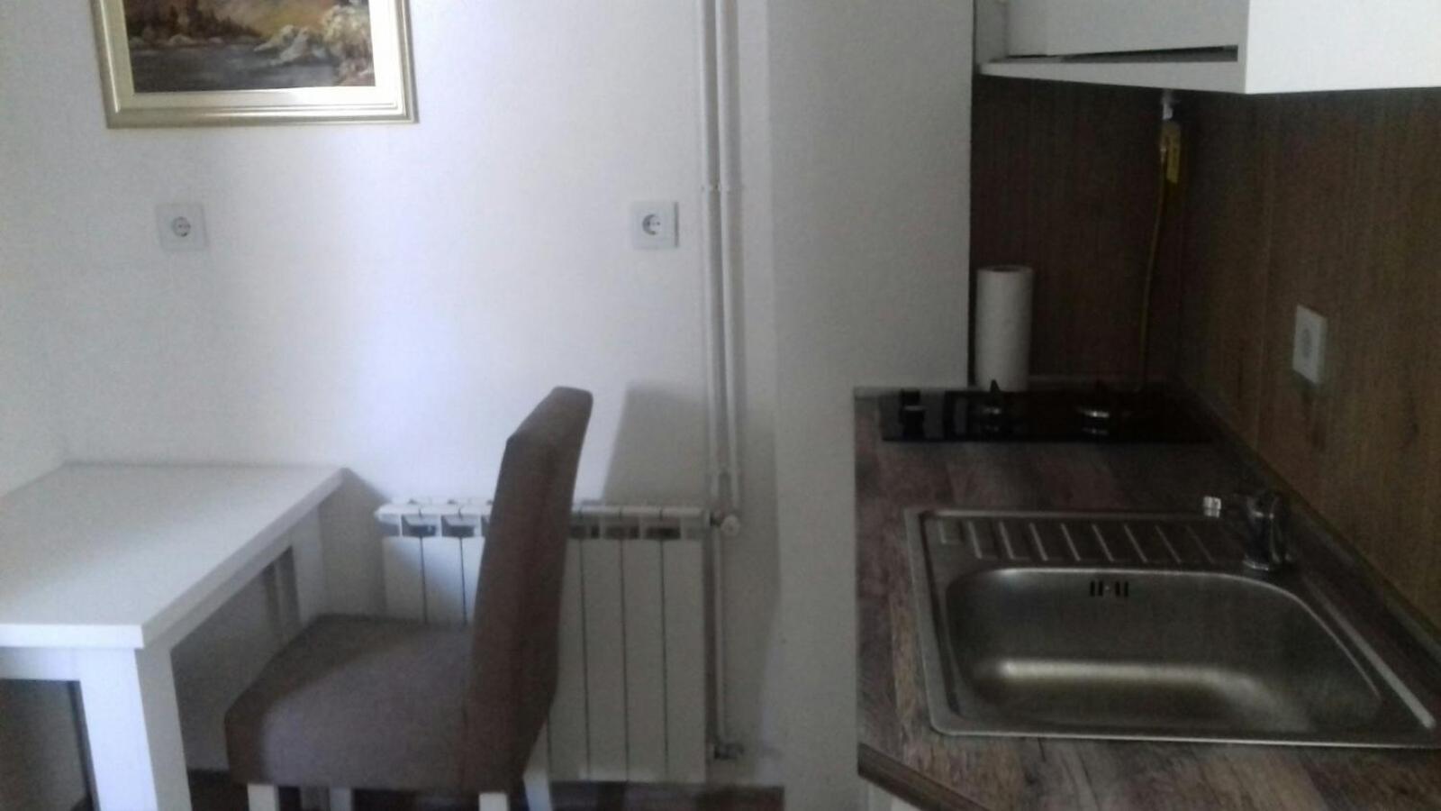 Modern&Cozy Bosnian House With Garden+Free Parking Hotel SJJ Exterior photo